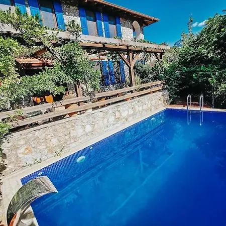 Orman Icinde Muhtesem Villa Kayakoy